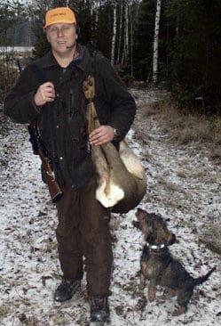 Olof Melin har skjutit sitt första rådjur för Cecar, som kom i gång med jakt sent i livet.