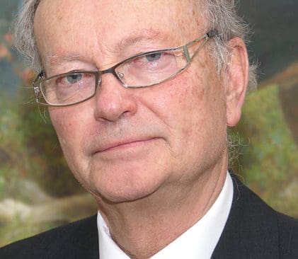 Utspelet om l&ouml;shundsjakt d&ouml;ms ut av flera experter och Kennelklubbens ordf&ouml;rande, Nils Erik &Aring;hmansson, lovar att &rdquo;sl&aring;ss till sista blodsdroppen&rdquo; f&ouml;r att f&ouml;rsvara l&ouml;shundsjakten.