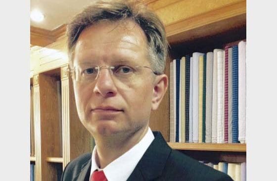 Alf Pettersson går från jobbet som regionkonsulent hos Jägarnas Riksförbund till Naturvårdsverket, där han blir chef för sektionen för viltförvaltning.