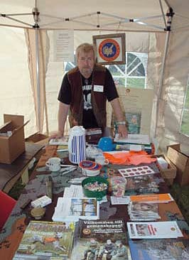 Kent Henriksson redo i JRF:s mässtält på Älghälga i Svenstavik.