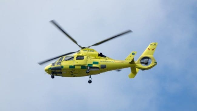 En jägare blev under lördagen vådaskjuten och fördes i helikopter till Östersunds sjukhus.