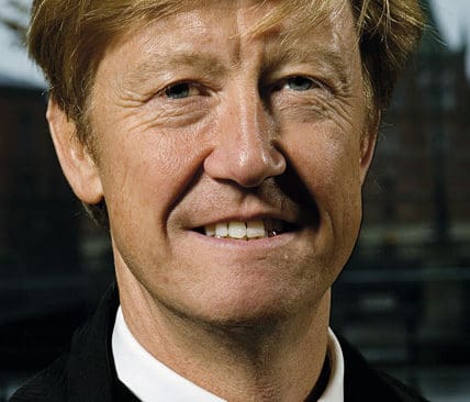 Andreas Carlgrens ambition &auml;r att inf&ouml;ra vargjakt fr&aring;n 1 januari 2010, bed&ouml;mer JRF-basen efter ett m&ouml;te p&aring; milj&ouml;departementet.