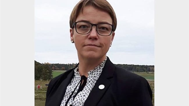 En kvinna i 50-årsåldern åtalas för olaga hot mot Haningepolitikern Alexandra Anstrell (M) i samband med skyddsjakten på Södertörnsvargen.