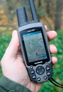 Laglig Astro f&ouml;r s&auml;ndare p&aring; hunden. Men privatimporterad GPS-utrustning kan ge b&aring;de st&ouml;rningar och b&ouml;tesstraff.