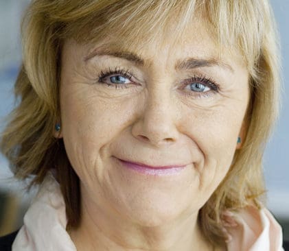 Justitieminister Beatrice Ask kan f&aring; bakl&auml;xa f&ouml;r on&ouml;digt omfattande svenska lagkrav p&aring; att nya vapen ska m&auml;rkas p&aring; flera st&auml;llen. EU:s vapenhandlare har f&aring;tt EU-kommissionen att reagera.