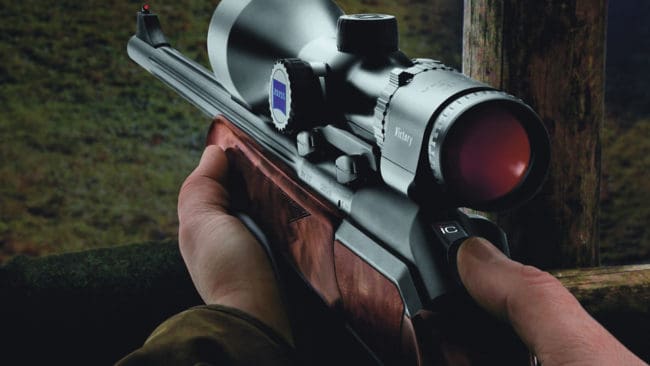 Det var inte ett fel på den Blaser R93 som orsakade olyckan där Christer Svensson fick slutstycket i ansiktet, utan den orsakades av ammunitionen. (Arkivbild)