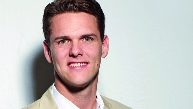 Moderade EU-parlamentartiker Christofer Fjellner tycker att regeringen ska jobba för att Sverige ska tolka Naturvårdsdirektiven på ett rimligare sätt, i stället för så strängt som möjligt.