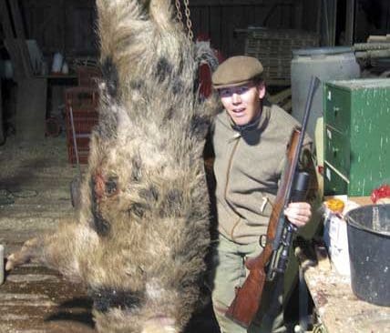 Peter Norberg med sin galt som vägde 172 kilo.