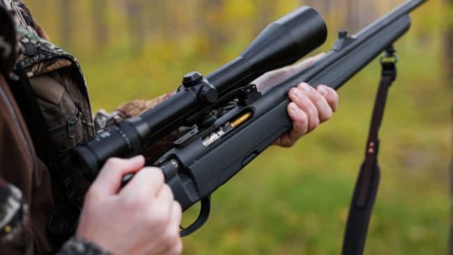 – Risken är att det kommer ut vapen till personer som inte kan hantera vapen, säger Andreas Pallinder, gruppchef på nationella korruptionsgruppen.