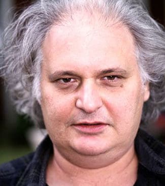 &ndash; Landets rovdjursv&auml;nner borde l&auml;sa Serena Cinques avhandling, som visar hur vargf&ouml;rvaltningen med akademiskt utbildade biologer g&ouml;der konflikter mellan &rdquo;folk&rdquo; och &rdquo;elit&rdquo;, skriver G&ouml;ran Greider.