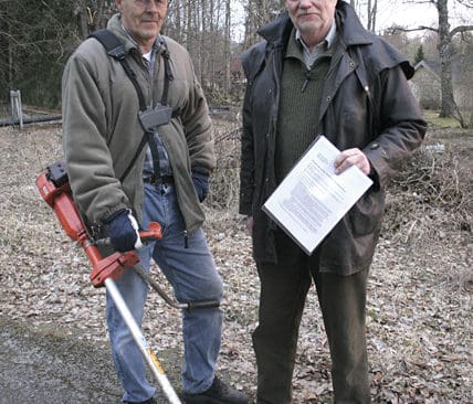 Tapio Mullfors, vildsvinsansvarig i Solberga jaktlag, och Henrik Nystr&ouml;m, som anlitats av Sveaskog f&ouml;r att uppr&auml;tta en handlingsplan f&ouml;r vildsvin i Degerfors, &auml;r n&ouml;jda &ouml;ver uppg&ouml;relsen.