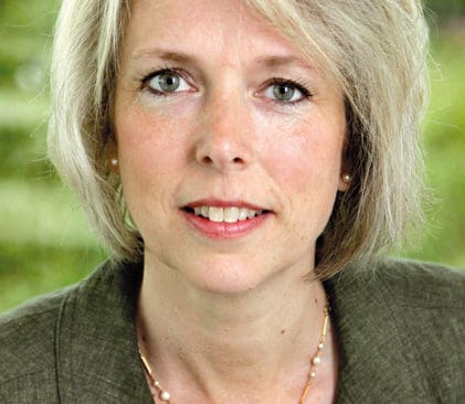 LRF-basen Helena Jonsson v&auml;lkomnar beslutet om urvalsjakt p&aring; 16 vargar.