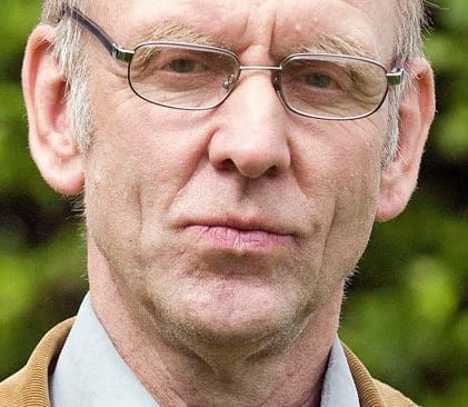 Henrik T&aring;gmark i LRF-V&auml;rmland har ber&auml;knat att vargarna f&ouml;rst&ouml;rt jaktv&auml;rden f&ouml;r drygt 40 miljoner kronor i de centrala delarna av l&auml;net.