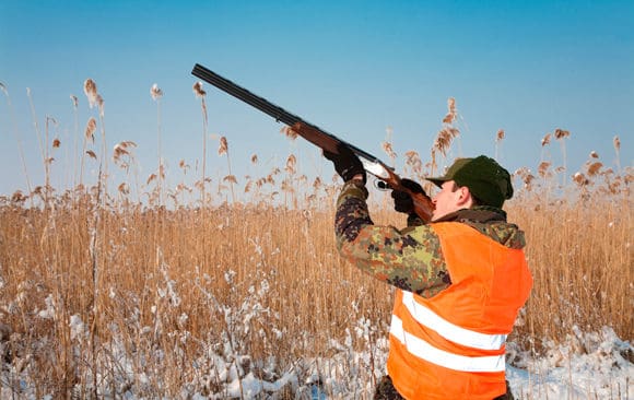 Moderaternas vapen- och jaktgrupp, med Sten Bergheden i spetsen, har flera f&ouml;rslag till hur man ska f&ouml;rkorta ans&ouml;kningstiderna f&ouml;r vapenlicenser.
