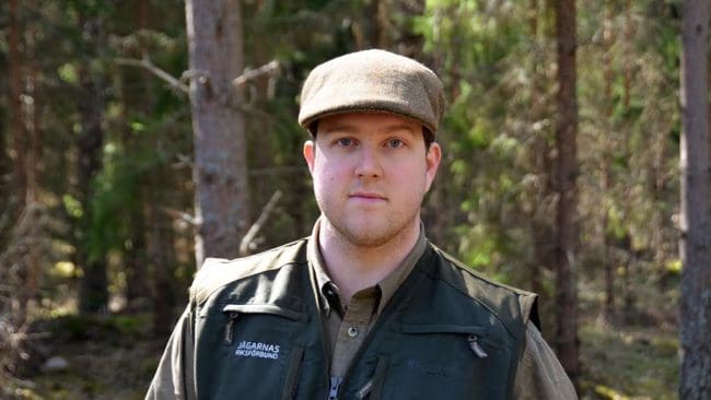 Jens Gustafsson, biträdande riksviltvårdskonsulent på Jägarnas Riksförbund, rapporterar från rättssalen när Lillhärdalfallet kommer upp i hovrätten på måndag.