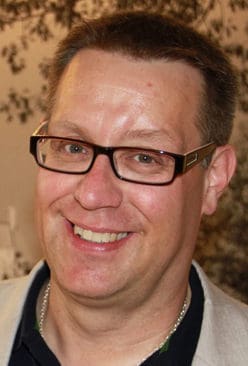 Jimmy Persson, ordf&ouml;rande i Svenska Skyttesportf&ouml;rbundet, kr&auml;ver att polismyndigheter slutar g&ouml;ra egna lagtolkningar n&auml;r vapenlicenser handl&auml;ggs.