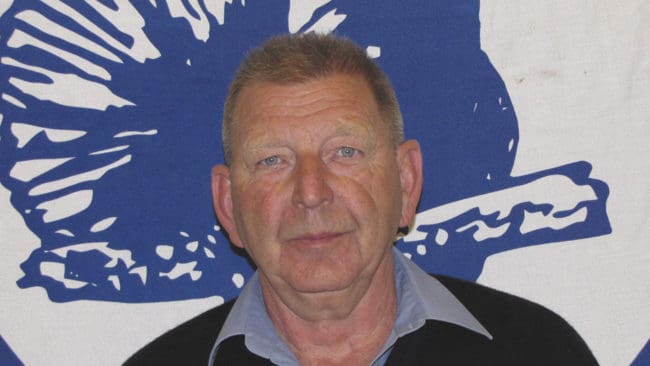 – Det här är en cirkus och hemliga vittnen är inget som hör hemma i en rättsstat, tycker Kjell Emilsson, ordförande för Jägarnas Riksförbund (JRF) i Värmland. Distriktsstyrelsen gör som JRF-Dalarna och går ut med öppet stöd för den misstänkte industriledaren i jakthärvan i Västmanland.