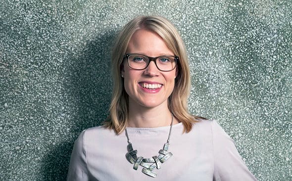 Centerpartisten Kristina Yngwe, vice ordförande i miljö- och jordbruksutskottet, vill att Skolverket förpassar försöket att stoppa jaktutbildningar ”till de sälla jaktmarkerna”.