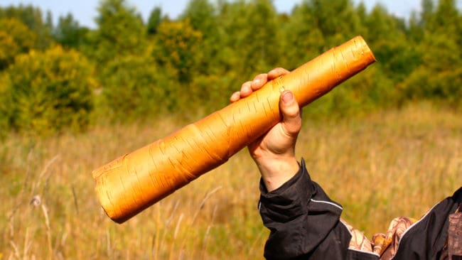 Lockjakt har blivit mer populärt i Finland och inspirationen kommer från Sverige. Nu utbildas fler jägare i konsten att locka vilt.