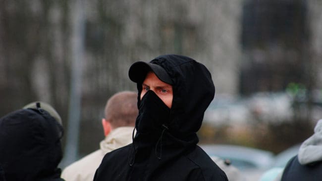 När den tredje vargen fällts i Kölstareviret idag trappade jaktsabotörerna upp sin aktion och en jägare blev sparkad när våldsamheter bröt ut vid vargjägarnas samlingsplats. ”Väldigt olyckligt”, säger en anställd vid länsstyrelsen om händelseutvecklingen. (Arkivbild)