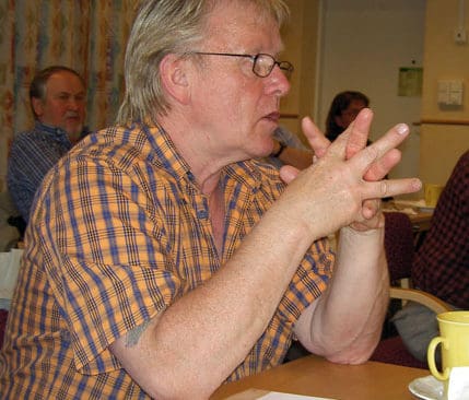 Mats Eriksson från Gällö och ytterligare två jägare polisanmäler Brå-utredaren som likställer landets jägare med kriminella mc-gäng.