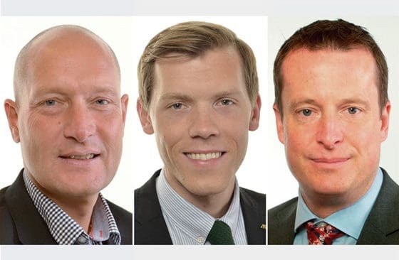 Hans Hoff (S) och Johan Hultberg (M) har skrivit varsin skriflig fråga till inrikesminister Anders Ygeman (S) om vad han tänker göra åt polisens långa handläggningstider för vapenlicenser.