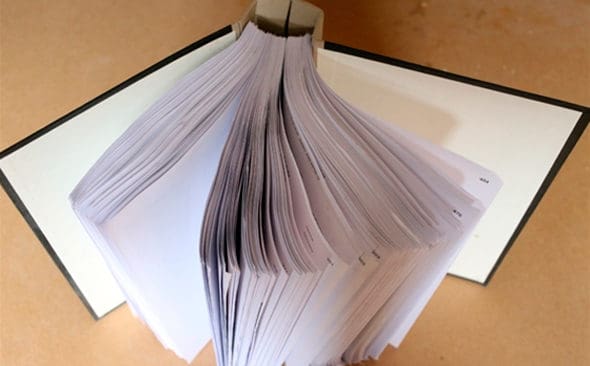 Förundersökningen och lagföringen i Lillhärdalfallet ses som ett rättsövergrepp av flera som granskat hur de misstänkta jägarna behandlades innan de friades. JO vägrar svara på frågor varför granskningen av fallet lagts ned.