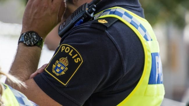 Polisens utredare, Emil Johansson, tror att fallet då de misstänkta tjuvjägarna publicerade bilder på nyskjutna älgar på Facebook är nära sin lösning.