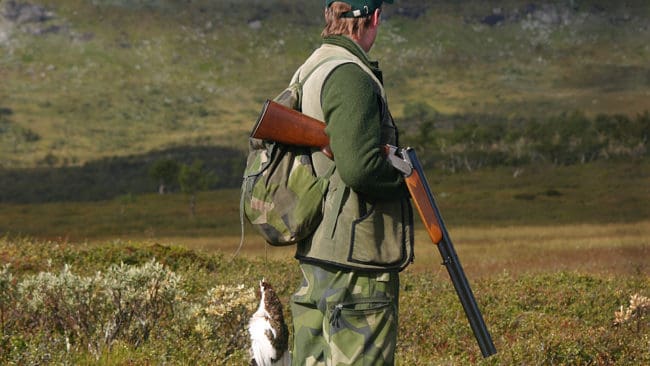 Rättegången om fiske och småviltjakt på Girjas samebys område är igång. Statens sakframställan om samer som urfolk väcker starka känslor.