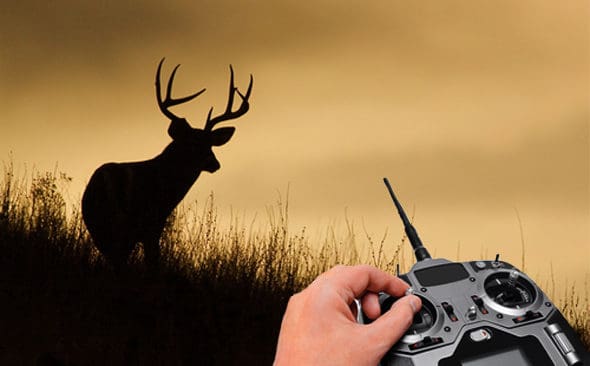 F&ouml;rr helgen greps en man som avlossade ett skott mot den fj&auml;rrstyrda robothjorten.