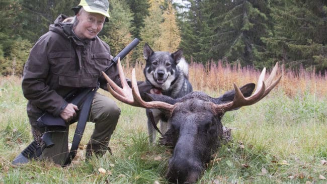 ”För terrorister är minskad tilltro i samhället en önskad utveckling. Förändringen av vapendirektivet riskerar att utöver vara ett slag i luften mot terroristhandlingar även orsaka misstro mot demokratiskt fattade beslut”, skriver Solveig Larsson, förbundsordförande för Jägarnas Riksförbund.