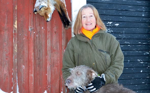 Solveig Larsson &auml;r fr&aring;gande till varf&ouml;r det &auml;r s&aring; tyst fr&aring;n myndigheter n&auml;r bevarandesidan f&ouml;rs&ouml;ker st&ouml;ra genomf&ouml;randet av vargjakt. &rdquo;Det inger inte &ouml;kat f&ouml;rtroende f&ouml;r myndigheter inom rovdjursf&ouml;rvaltningen&rdquo;, skriver JRF-basen.