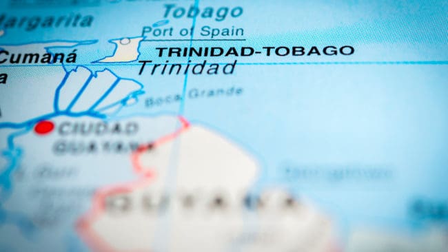 Ön Trinidad ligger tio kilometer utanför Venezuelas kust.