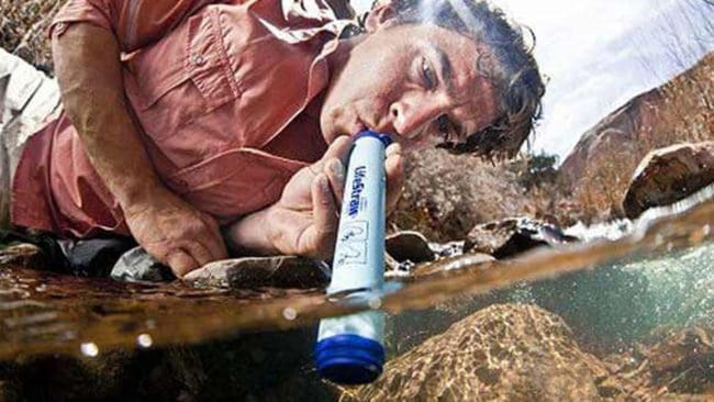 Uppfinningen renar upp till 1 000 liter vatten.