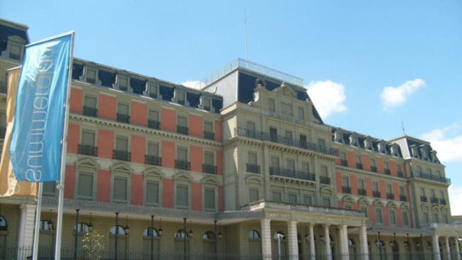 Samerådet finns på plats i Palais Wilson i Geneve för att bland annat framföra sin fräna kritik mot svensk rovdjurspolitik.