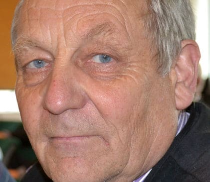 Wincent Kvarnrud, ledamot i J&auml;garnas Riksf&ouml;rbunds f&ouml;rbundsstytelse, tycker att medlemmarna har f&ouml;rts bakom ljuset.