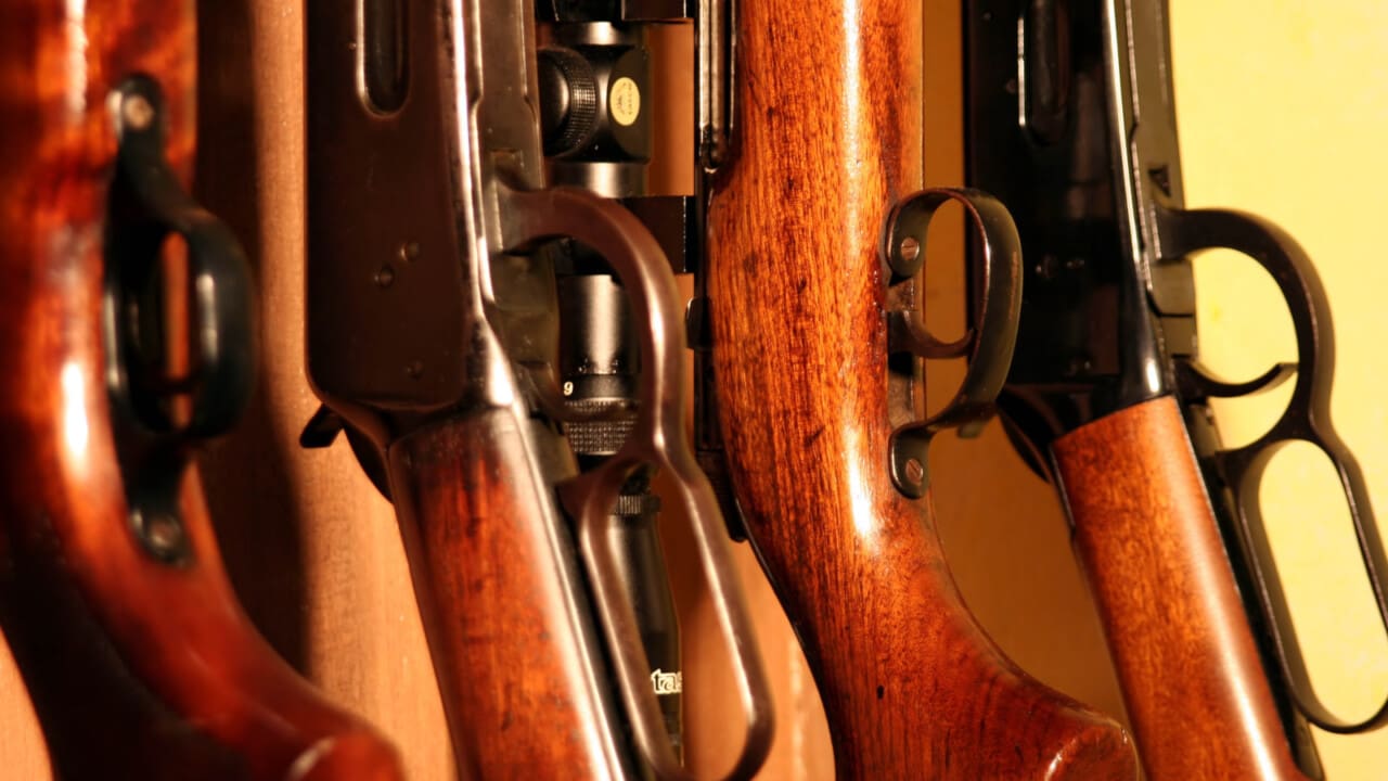 Jaktvapen i vapenskåp